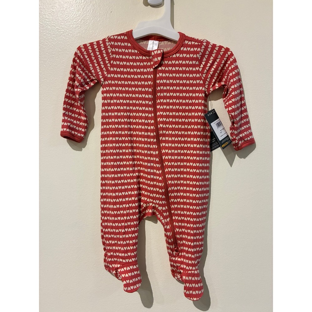 NWT Modern Moments by Gerber Red Heart Print Footed Viscose Sleeper 0-3M